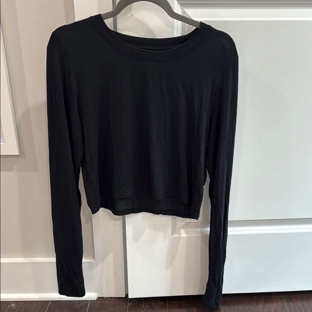 Aerie Smoothez Black Long Sleeve Crop T-Shirt